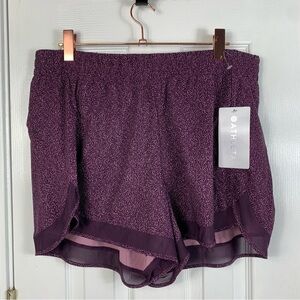 Athleta Printed Mesh Racer Run Shorts 4” Size 1X